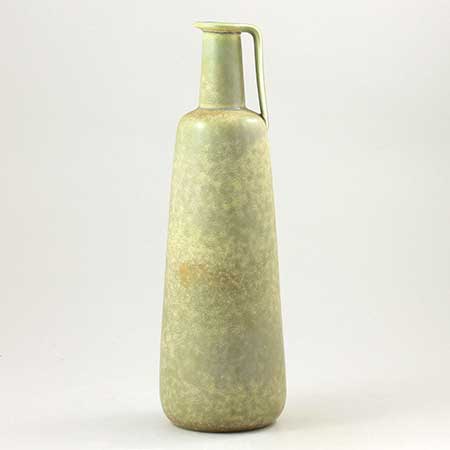 グンナー・ニールンドのアルファベットシリーズの花瓶について